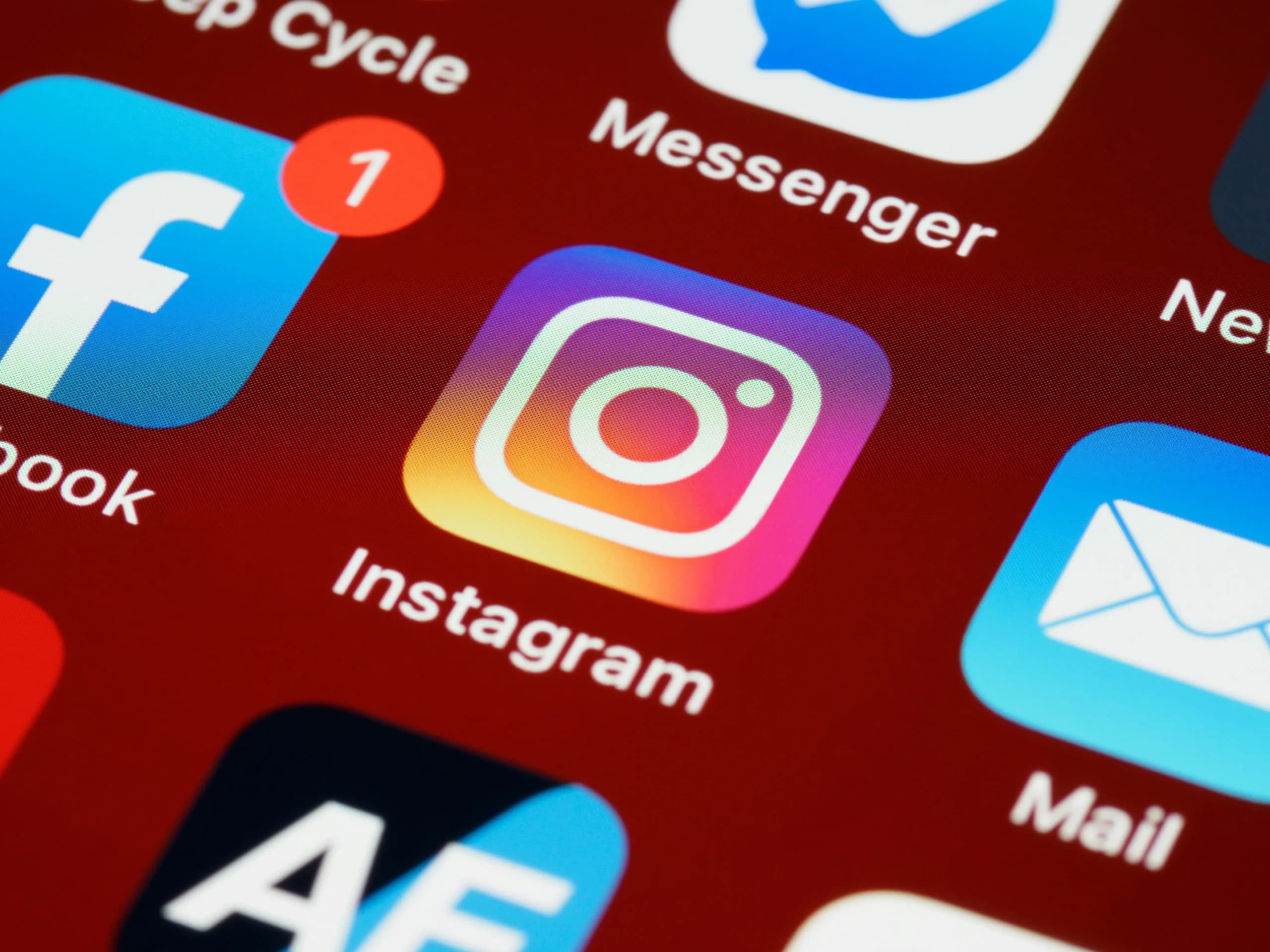 Wie man einen Betrüger auf Instagram ohne deren Telefon erwischt